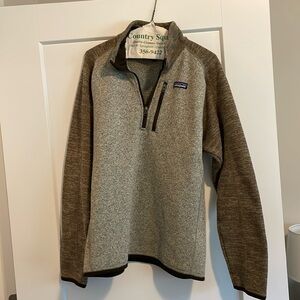 Patagonia 1/4 zip. Size Medium.